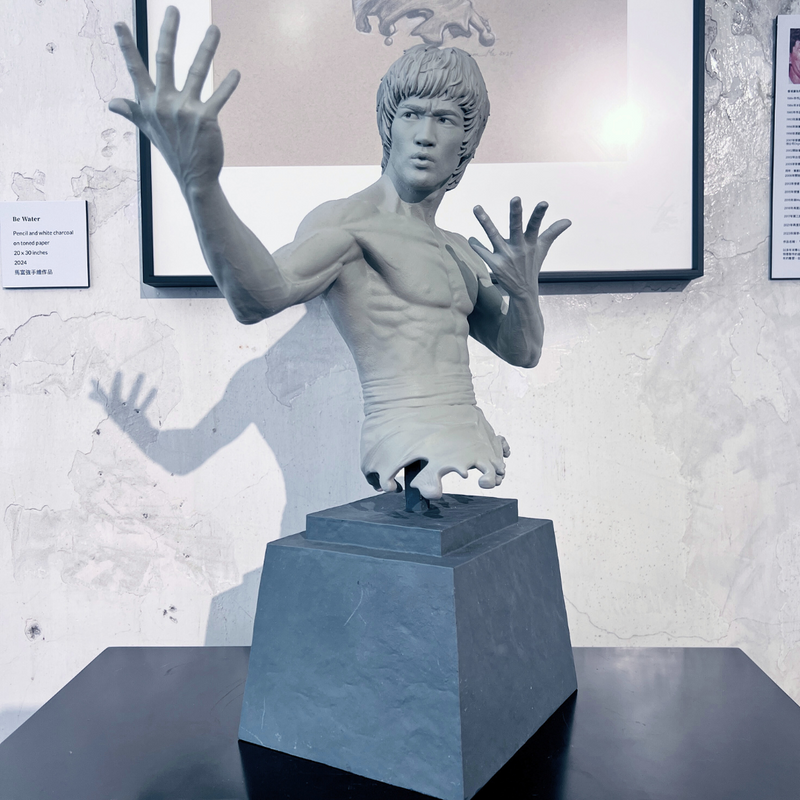 如水」ブルース・リー(李小龍)半身彫刻 馬富強先生の作品 – Bruce Lee Club 如水」ブルース・リー(李小龍)半身彫刻 馬富強先生の作品 – Bruce Lee Club
